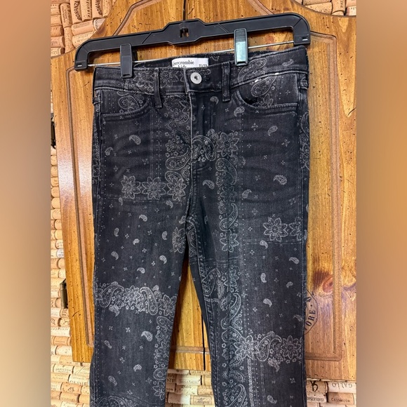 Abercrombie and Fitch kids paisley high rise jegging size 11/12 - Picture 2 of 4